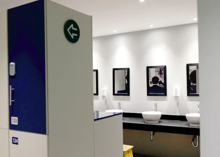 Capsule hotel Izzzleep Aeropuerto Terminal 2 Mexico City