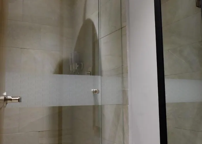 Izzzleep Aeropuerto Terminal 2 Capsule hotel Mexico City